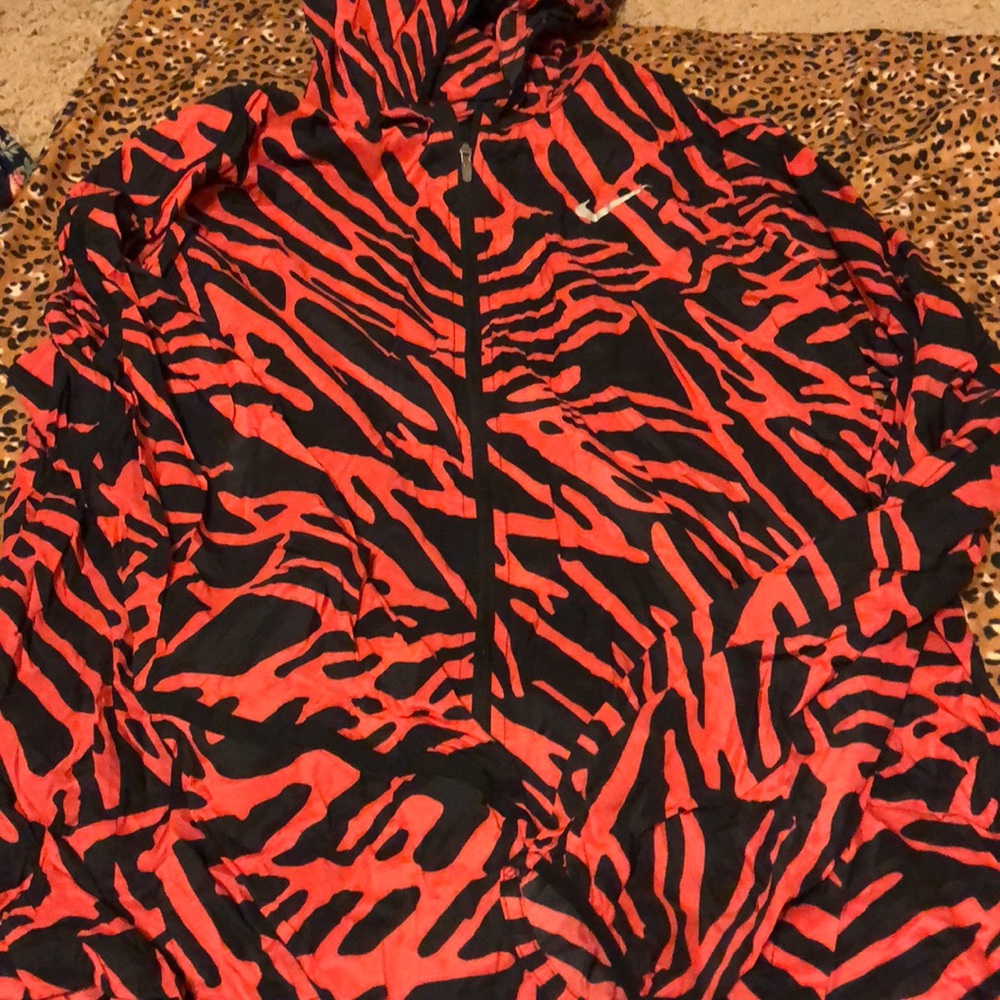 Nike windbreaker
